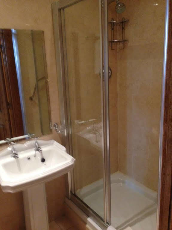 Scholars Townhouse Hotel Дрогеда Екстериор снимка